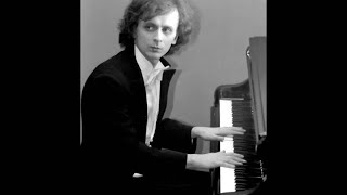 Janusz Olejniczak plays Chopin Polonaises