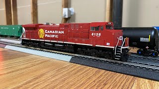 Review: Athearn Roundhouse AC4400 w/LEDs (CP AC44CWM)