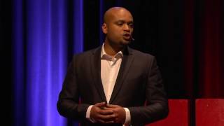 Why is everything sustainable except our education? | Dirceu da Silva | TEDxEde