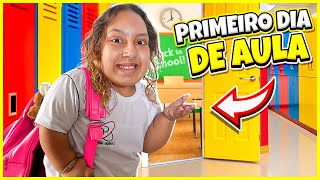 Primeiro Dia de Aula no ENSINO MÉDIO - Clau Santana e MC Divertida