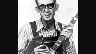 Stringbean - Good Ol' Mountain Dew (Full Version)