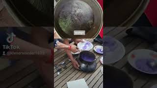 ឆ្នាំងដាំបាយប្រែពណ៌