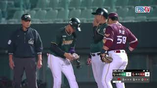 03/15 台鋼 VS 樂天 一局上，台鋼雄鷹本場首安由狀元曾子祐敲出！