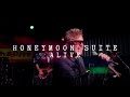 Honeymoon Suite - 