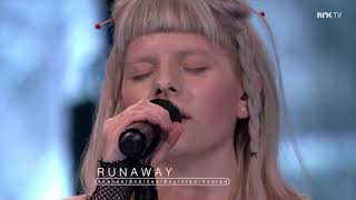 Aurora Runaway Nidarsdomens Cathedral Show 021117