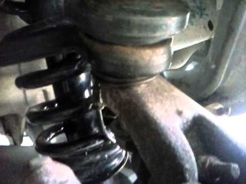 Spinning upper ball joint Spinning upper ball joint