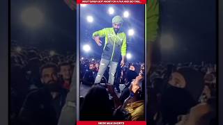 Arijit Singh got ANGRY on a Fan and did this... | Arijit Singh Concert | Arijit Singh News #shorts