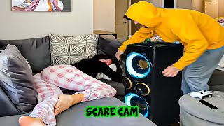 BEST SCARE CAM Priceless Reactions 2024😈#42 | Funny s TikTok🤣🤣 | CoCo Scare Cam