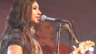 Tritha \u0026 Friends | Nizamuddin (live in Paris)