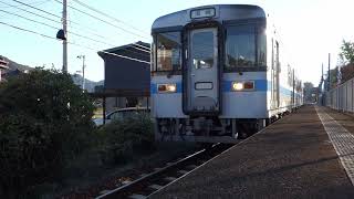 ＪＲ四国　土讃線　通勤　途中下車　輝く鳥居が主役です。　波川駅　2020/11/12