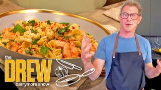Bobby Flay Teaches Drew How to Make Delicious Shrimp Pasta Dish