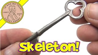 Antique Skeleton Keys - Samsonite Keys - Vintage House Keys