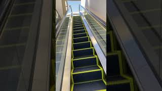 【New】2021年開業のエスカレーターを武蔵小山で発見！_new escalator discovered in Musashikoyama Tokyo Japan