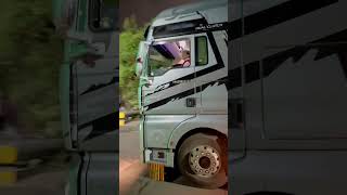 头年在跑两趟，就回家过年了#用抖音记录卡车生活 # #shortvideo #automobile #truckdriver #记录卡车生活 #优步司机 #熱門 #driver