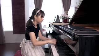 10 years Emma Yang plays Kabalevsky： Toccata in D Major