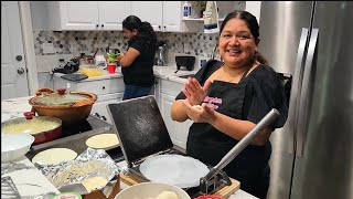 Tortillas calientes para almorzar 😋 quien gusta unos tacos amig@s todo muy rico