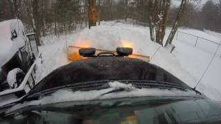 Snow Plowing my driveway winter storm Niko Feb 2017 / Ford F 150