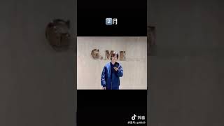 210114 _郭震🦁️【抖音更新】#2020照片總結 你的呢？