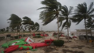 Cyclone Mekunu slams into Oman