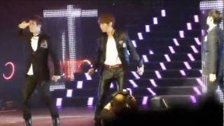 [FANCAM] 111126 Intro + B2ST Soom @ KPOP MASTERS, Las Vegas