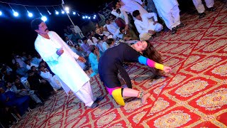 Shaam Hai Dhuaan Dhuaan | Chahat Baloch | Bollywood  Dance 2021
