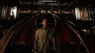 Lucifer enseña sus alas de DIABLO ||| Lucifer Temporada 4 (Español Latino)