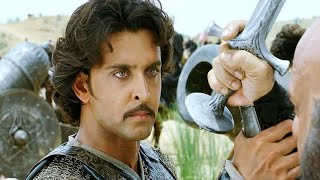 إمبراطور محدش قده وبيسلخ جلد اي حد يقف ضده ولكن نقطة ضعفه امه و حبيبته ملخص فيلم Jodhaa Akbar