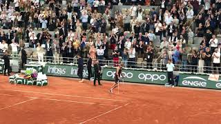 Zverev Back to Court on Crutches in RG SF 2022 - Standing Ovation