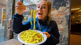 ITALIAN STREET FOOD in Tuscany 🇮🇹 1.5kg Florentine Steak + PANINI INSANITY in Siena, Italy!!