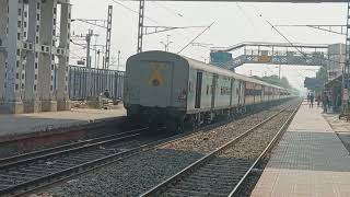 [6 in 1]train action 🔥in Howrah Barddhaman chord section ( Rajdhani+ Shatabdi+Vandebharat) WAP7/P5 ♥