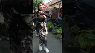 Pasukan kebaya hitam anti padam