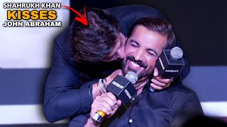 When Shahrukh Khan Kisses John Abraham in Front of Deepika Padukone | CRAZY MOMENT