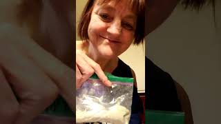 grinding shrooms to powder it works! boomer learning series