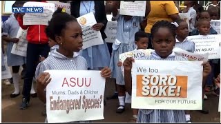 (WATCH) School Children Protest In Ile-Ife, Demand End To ASUU Strike