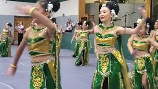 Nkauj hmoob laj siab performance at Yang Khang Khai of Minnesota new year 16Nov2024