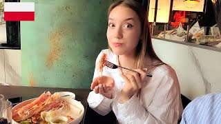 I tried expensive king crab with a Belarusian beauty