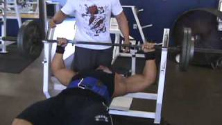 Steve Kuclo 4 weeks out 2009 Nationals heavy bench press 455 to 275 Drop set