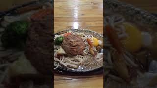 មីបន្ទះដែកក្តៅៗហ៊ុយ 😋😋😋😋