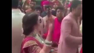 Shahrukh khan and Ranbir Kapoor dancing on Dhol in Akash Ambani's wedding