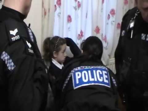 Can social worker take child away?
