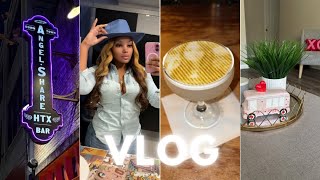 WEEKLY VLOG + VALENTINES DAY DECOR + NI’ZIYAH HARRIS CASE🥹 + ANGEL SHARE HOUSTON + MOVIES DATE