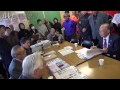 121210_東京都知事選候補 宇都宮けんじ氏 築地市場見学