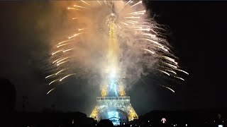 2015 Tour Eiffel Fireworks 14 Juillet Bastille Day