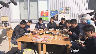 【阪神タイガース】新人選手8人が安芸のちりめん工場見学で“青空食堂”【あすリートチャンネル】