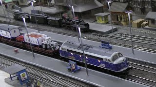 Weihnachtszirkus-Zug in H0 - Zu Besuch bei den Modellbahnfreunden Telz