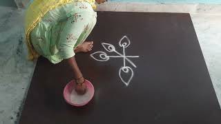 Easy simple Special Rangoli design for Village style అందమైన రంగోలి