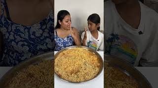 CUTE GIRL KO CHAKMA DE DIYA😂Food Challenge in India😍❤️ #shorts #funny #comedy #foodie