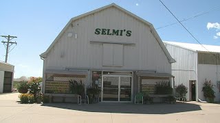 Selmi's Greenhouse \u0026 Family Farm in Rock Falls is preparing for the fall season