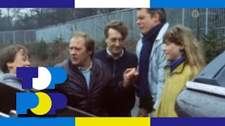 TopPop funny video with kidnapping of presenter Ad Visser - 04-01-1985 • TopPop