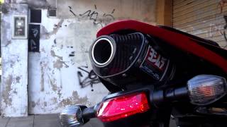 CBR 600 con escape Yoshimura!